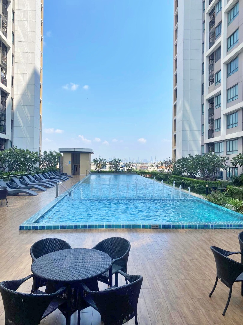 J-Condo-Sathorn-Kallaprapruk